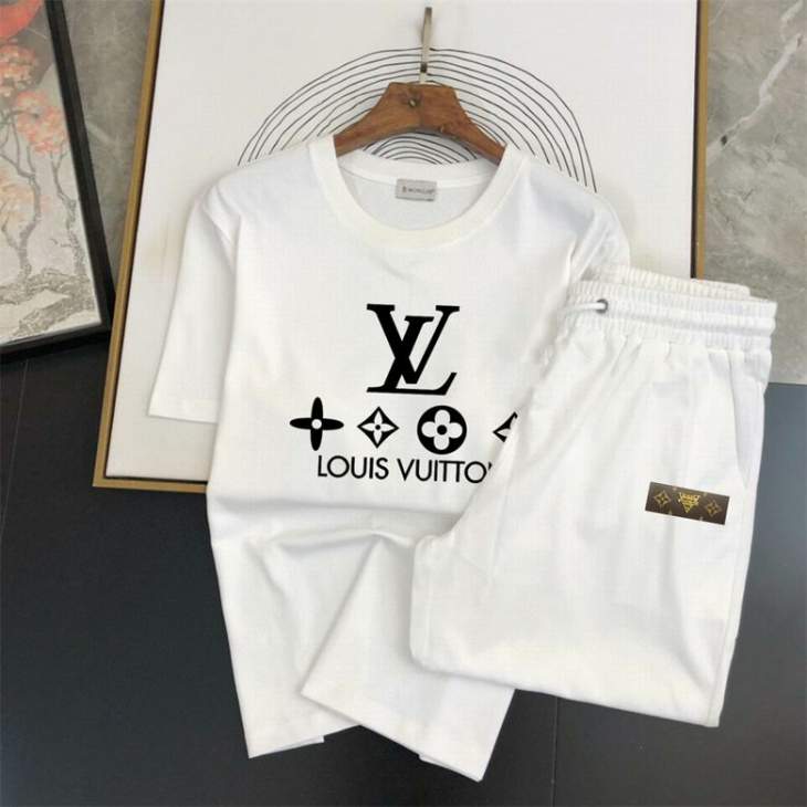 Picture of LV Shirt Pant Suits _SKULVM-5XL12yn15623488